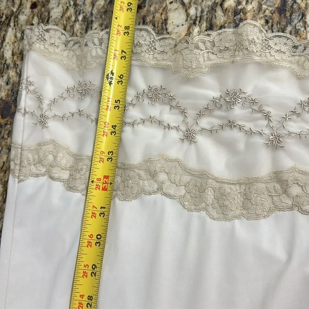 Van Raalte Suavette Vintage Cream Lace Trim Nightgown Slip Dress Size S/M